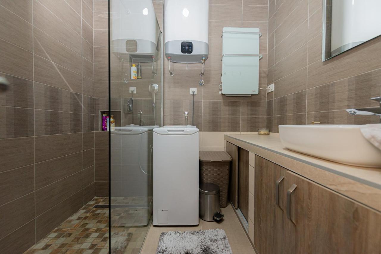 Sea Front 171 Apartment Котор Екстериор снимка