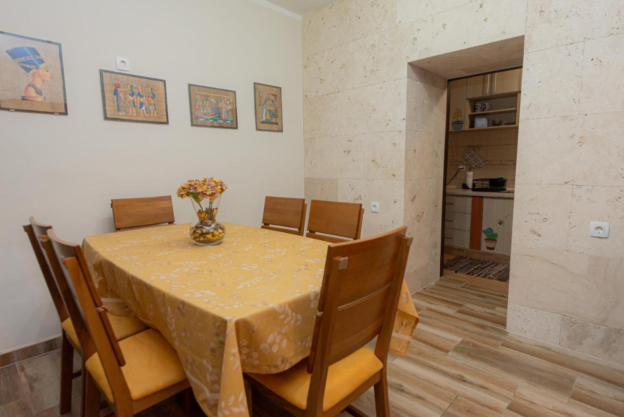 Sea Front 171 Apartment Котор Екстериор снимка